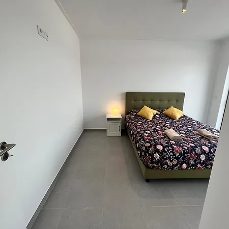 Single-story With Private Pool In Salir Do Porto Salir de Porto
